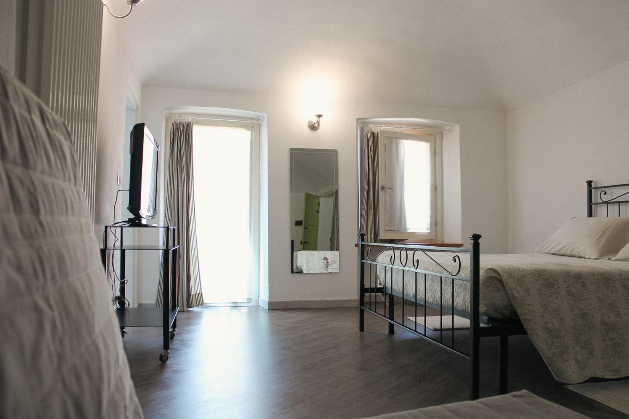 Bed&Braja Hotel Vische Exterior foto